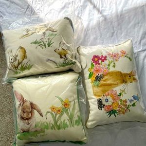 Potter barn Easter bunny pillows*3